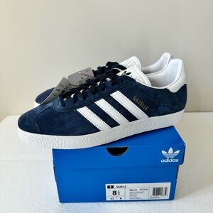 Adidas NWT Gazelle Suede Sneakers Navy/White